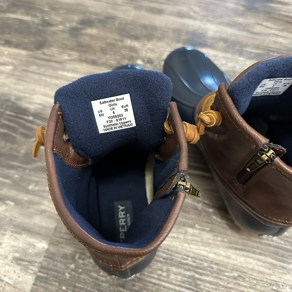 Sperry Saltwater Boots Big Kids Waterproof Duck Boots Size 6M - Picture 8 of 8